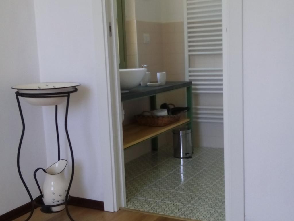 Appartamento La Camelia Ameno Quarto foto
